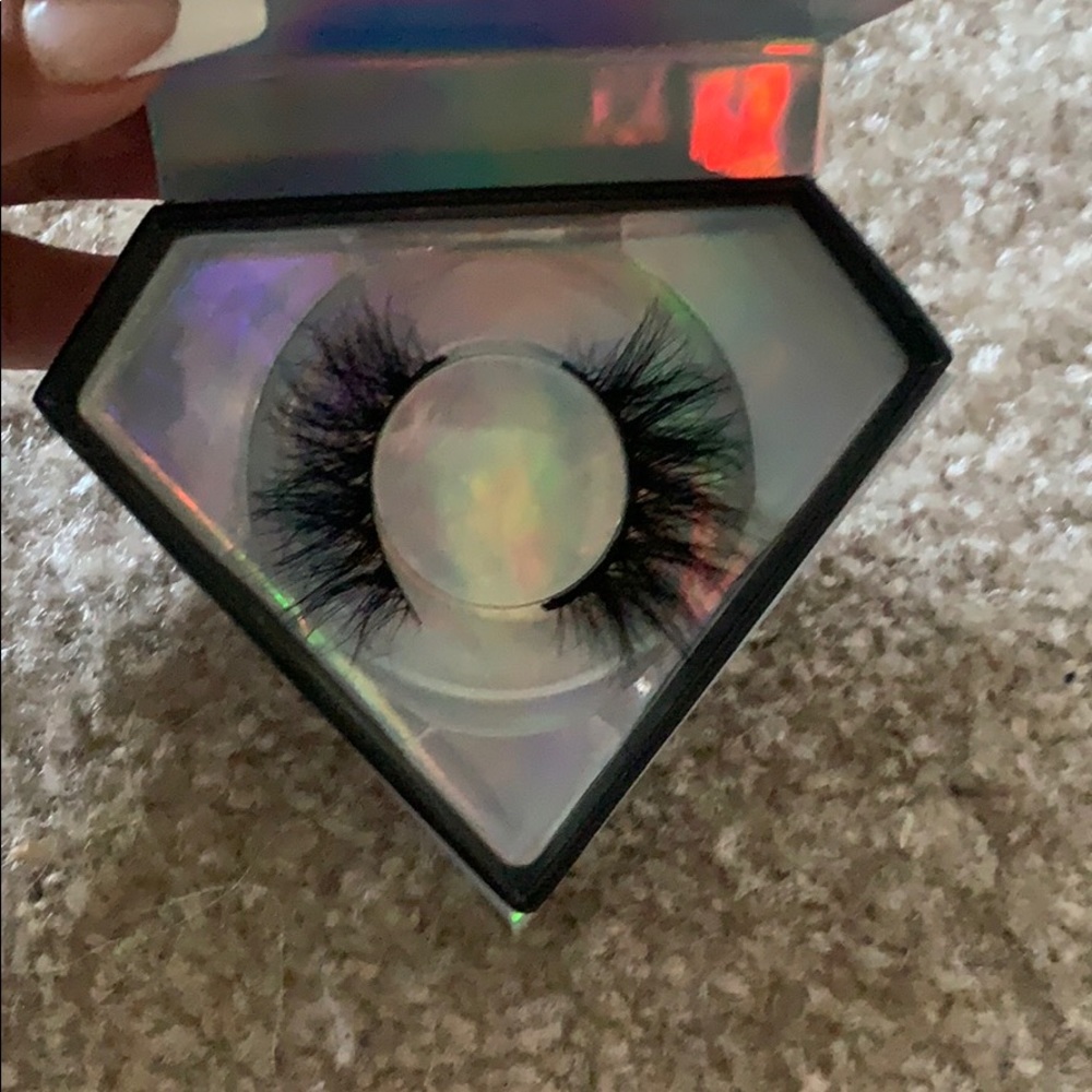 Full mink lashes I style “turning heads ”